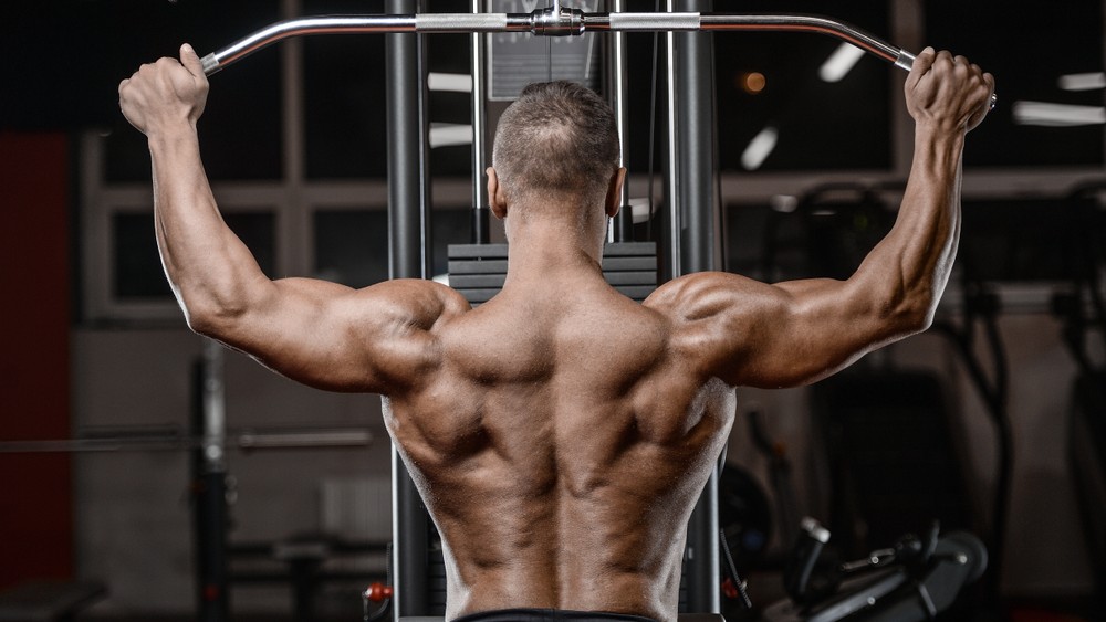 Ako používať stroj Lat Pulldown a Low Row